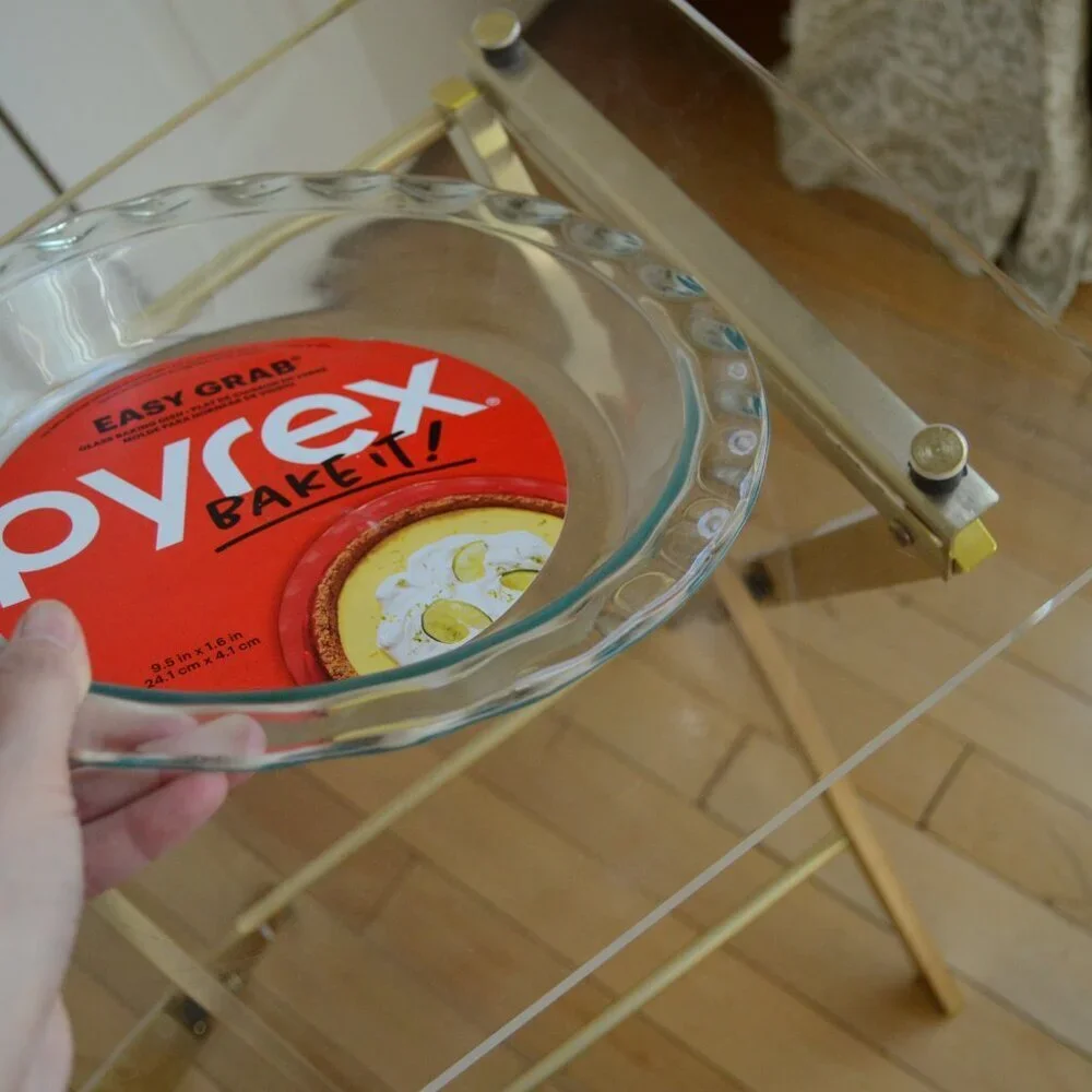 PYREX BAKE IT! Easy Grab Pie GLASS Baking Dish FLUTED EDGE 9.5